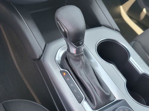 Used 2024 Chevrolet Blazer LT image 17