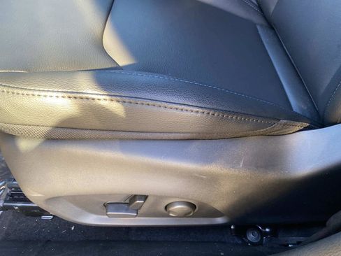 New 2026 Jeep Compass Limited image 9