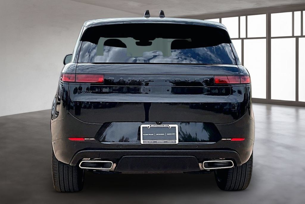 New 2026 Land Rover Range Rover Sport Dynamic SE AWD/4WD image 4