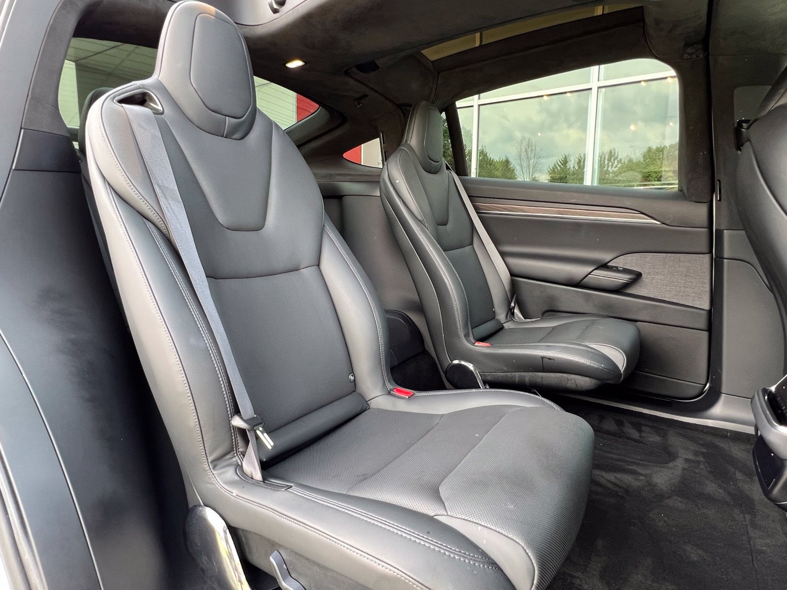 Used 2023 Tesla Model X AWD/4WD image 18