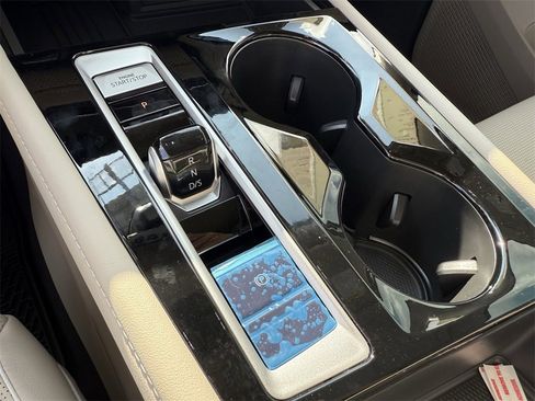 New 2026 Volkswagen Atlas SEL Premium R-Line image 21