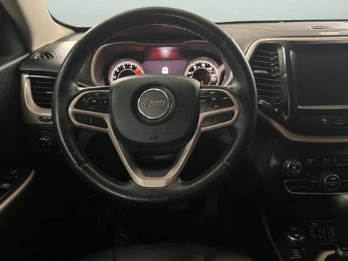 Used 2017 Jeep Cherokee High Altitude AWD/4WD image 11
