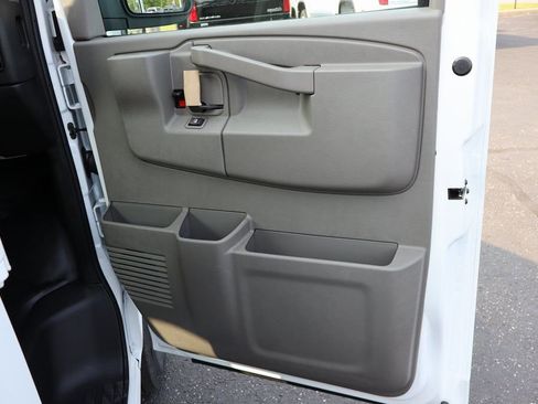 New 2025 Chevrolet Express 2500 w/ Driver Convenience Package RWD image 18