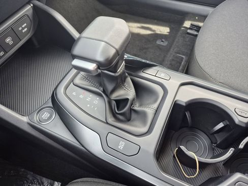 New 2026 Kia K4 LXS image 23