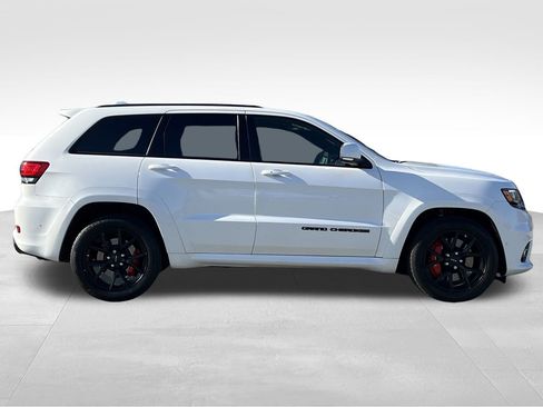 Used 2020 Jeep Grand Cherokee SRT image 36