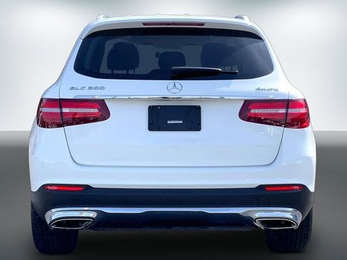Used 2019 Mercedes-Benz GLC 300 4MATIC image 3