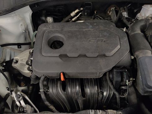 Used 2020 Kia Sorento LX image 30