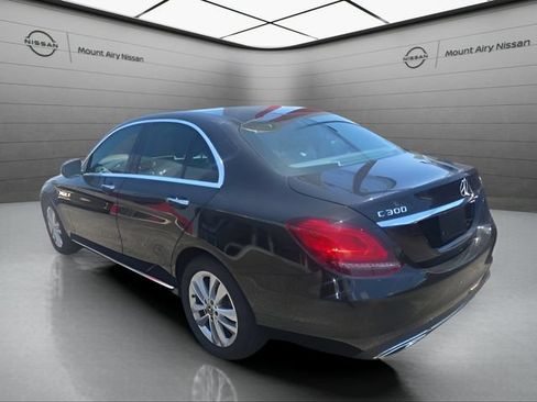 Used 2019 Mercedes-Benz C 300 4MATIC Sedan image 5