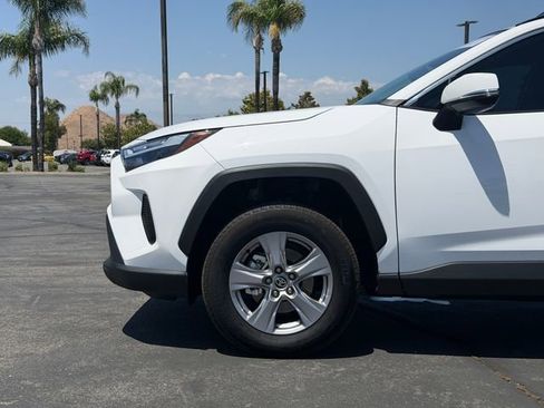 Used 2025 Toyota RAV4 XLE w/ Weather Package AWD/4WD image 22