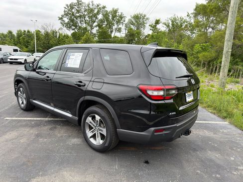 Used 2023 Honda Pilot EX-L image 4