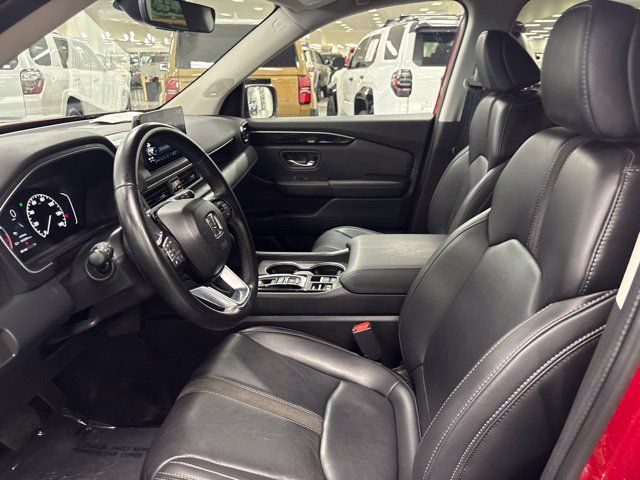 Used 2024 Honda Pilot Touring image 15