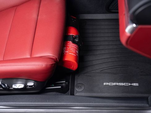 Used 2024 Porsche 718 Cayman S image 79