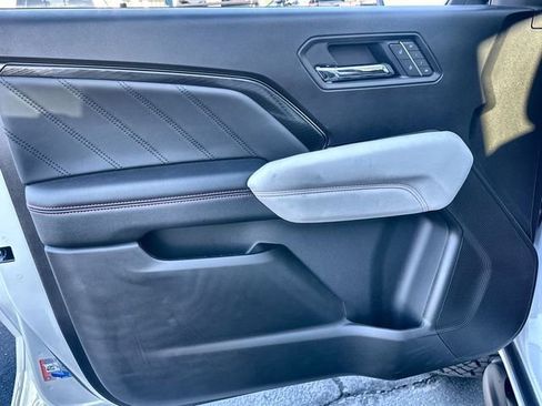 New 2026 GMC Canyon AT4X w/ AT4X AEV Edition image 23