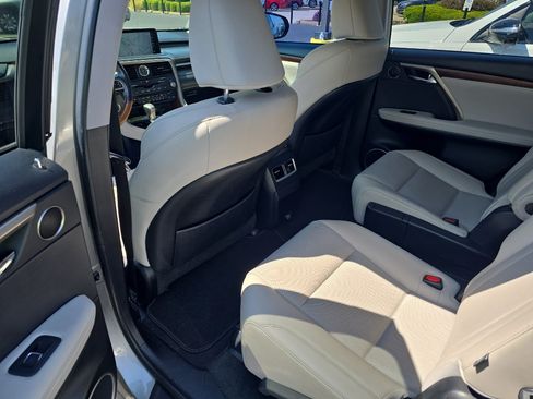 Used 2020 Lexus RX 350L FWD w/ Premium Package image 4