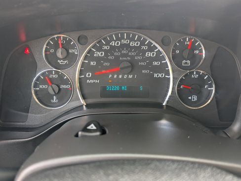 Used 2023 Chevrolet Express 3500 LS image 22