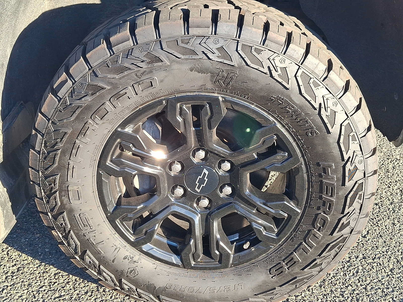Used 2022 Chevrolet Silverado 1500 ZR2 w/ Technology Package AWD/4WD image 8