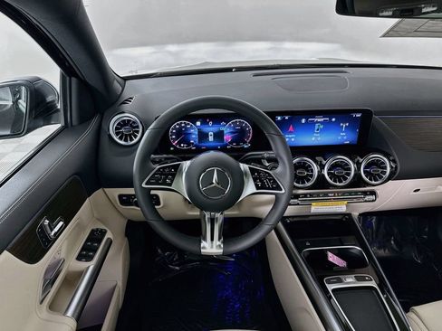 Certified 2026 Mercedes-Benz GLA 250 image 22