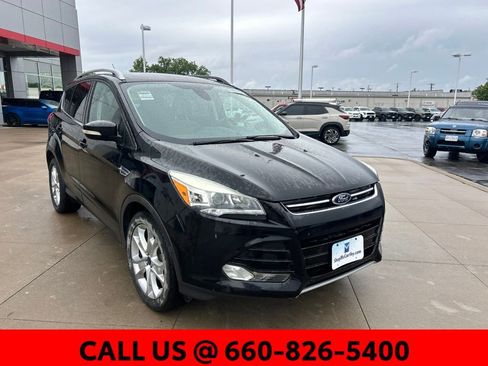 Used 2016 Ford Escape Titanium w/ Equipment Group 301A FWD image 4