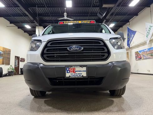 Used 2019 Ford Transit 150 XL image 12