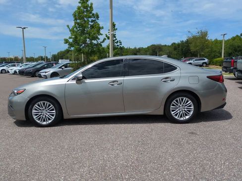 Used 2017 Lexus ES 350 FWD image 3