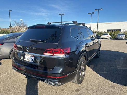 Used 2021 Volkswagen Atlas SE w/ Panoramic Sunroof Package image 6