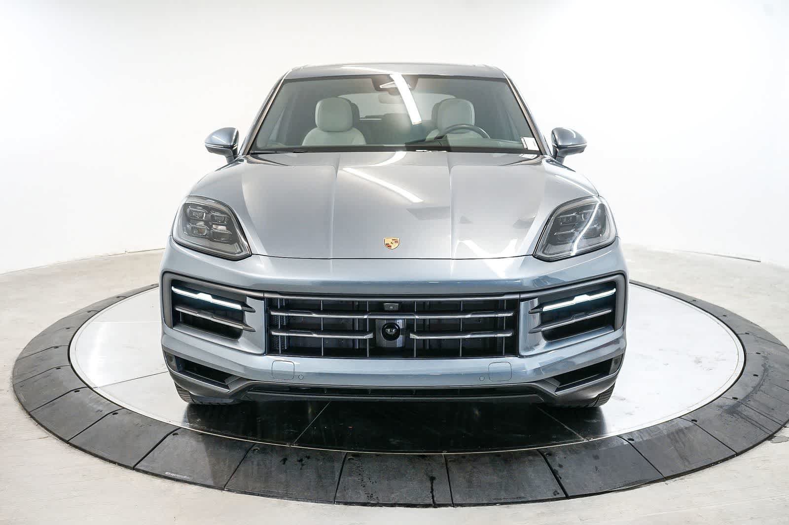 Certified 2026 Porsche Cayenne S AWD/4WD image 6