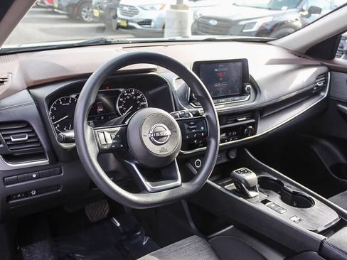 Used 2023 Nissan Rogue SV FWD image 22