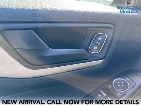 Used 2022 Ford Escape SE AWD/4WD image 10