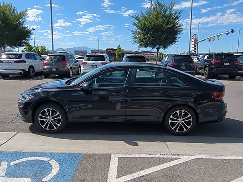 New 2025 Volkswagen Jetta Sport image 9