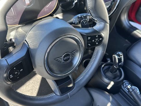 Used 2022 MINI Cooper S image 28
