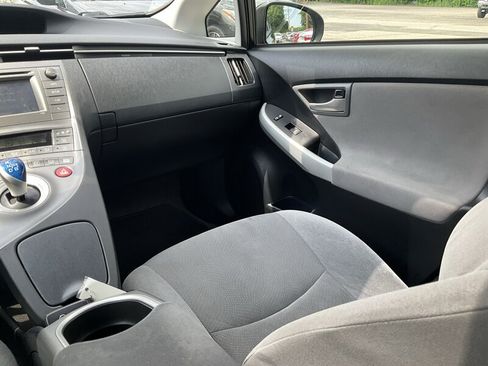 Used 2013 Toyota Prius Three w/ Solar Roof Pkg FWD image 15