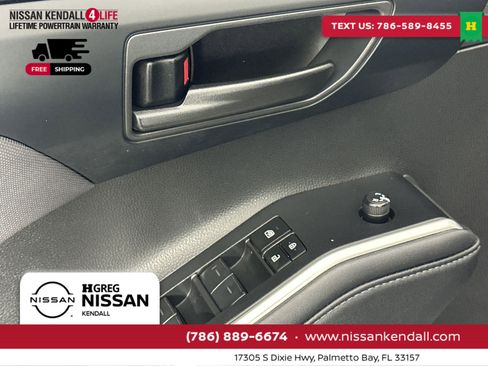 Used 2024 Toyota Highlander LE image 17