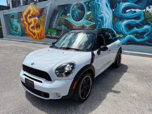 Used 2014 MINI Cooper Countryman S FWD image 1