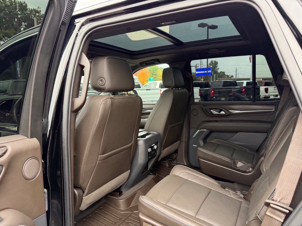 Used 2021 GMC Yukon Denali AWD/4WD image 14