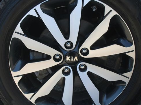 Used 2019 Kia Sportage EX w/ EX Premium Package AWD/4WD image 17