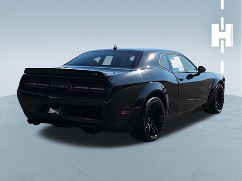 Used 2022 Dodge Challenger R/T Scat Pack RWD image 4