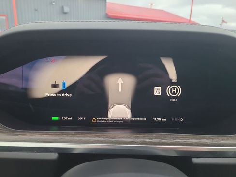 Used 2022 Tesla Model S AWD/4WD image 29