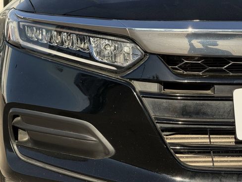 Used 2020 Honda Accord LX image 7