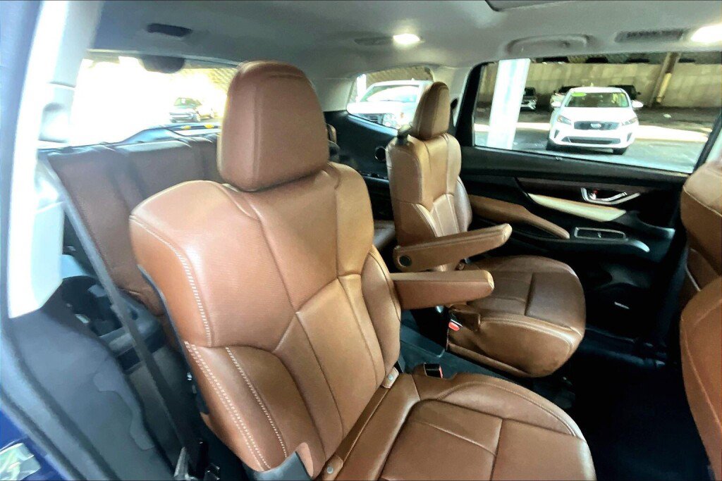 Used 2020 Subaru Ascent Touring w/ Popular Package #3 AWD/4WD image 16