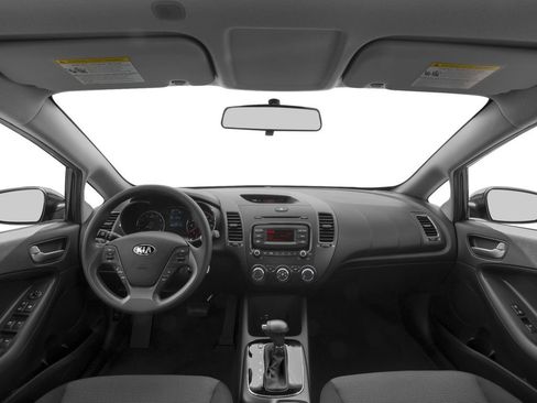 Used 2017 Kia Forte LX w/ LX Popular Package FWD image 6
