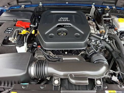 Used 2021 Jeep Wrangler Unlimited Sport AWD/4WD image 28