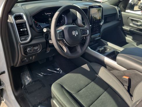Used 2026 RAM 1500 Big Horn AWD/4WD image 9