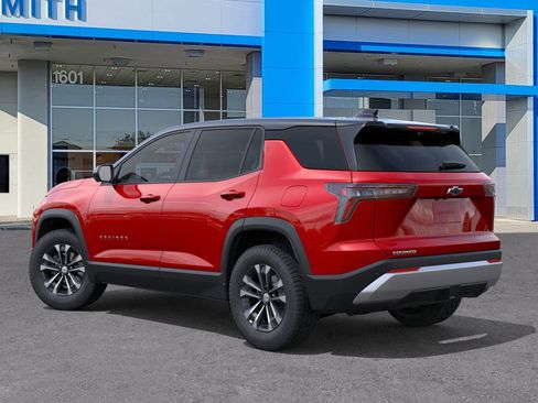 New 2026 Chevrolet Equinox LT image 3