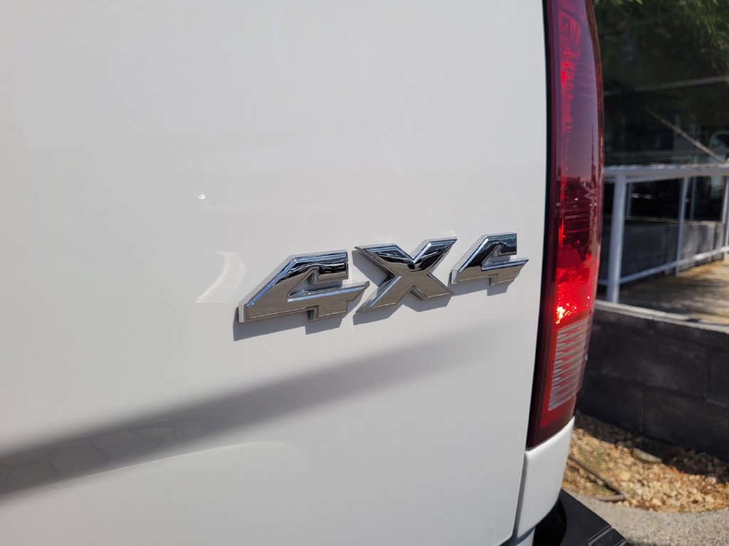 Used 2024 RAM 1500 Classic SLT AWD/4WD image 34