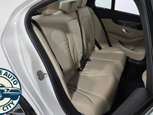 Used 2018 Mercedes-Benz C 300 4MATIC Sedan image 33