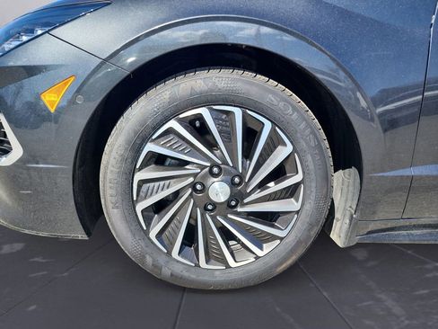 Used 2023 Hyundai Sonata Limited FWD image 15