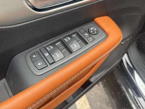 New 2026 Chrysler Pacifica Pinnacle AWD/4WD image 17