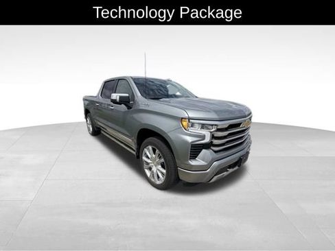 Used 2026 Chevrolet Silverado 1500 High Country AWD/4WD image 5