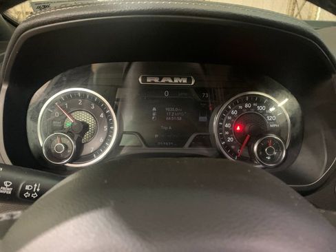 Used 2024 RAM 1500 Laramie AWD/4WD image 29
