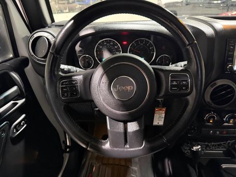 Used 2015 Jeep Wrangler Unlimited Sport w/ Quick Order Package 24S AWD/4WD image 23